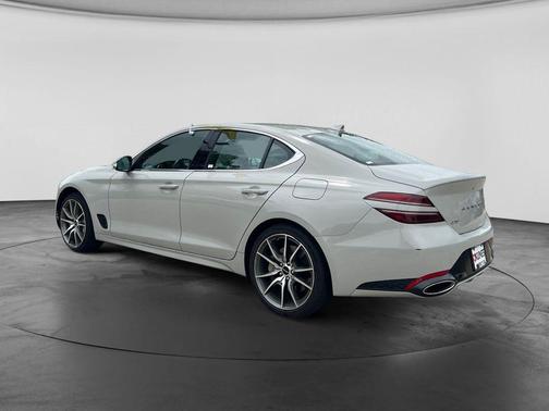 Vatna Gray 2024 Genesis G70 2.5T AWD