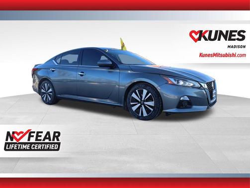 2022 Nissan Altima 2.5 SL