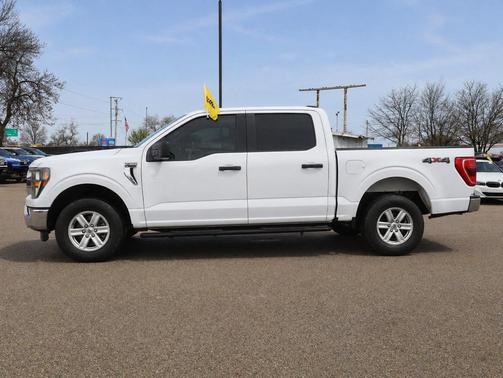 Oxford White 2023 Ford F-150 XLT
