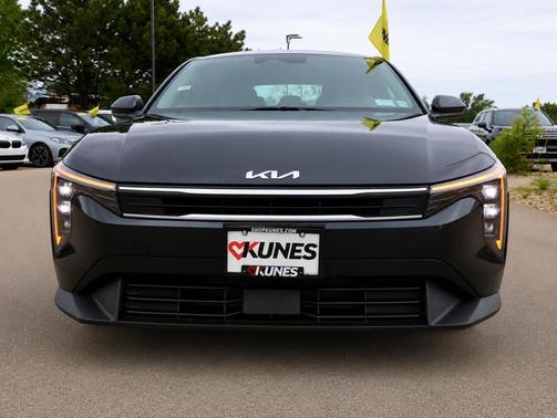 Interstellar Gray 2025 Kia K4 LXS