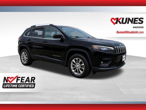 Diamond Black Crystal Pearlcoat 2020 Jeep Cherokee Latitude Lux