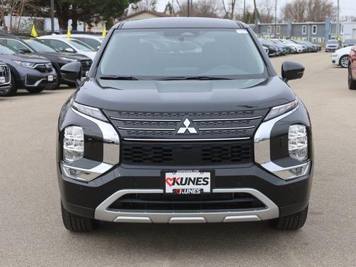 2025 Mitsubishi Outlander PHEV SE S-AWC