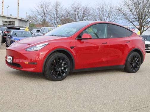 2022 Tesla Model Y Long Range Dual Motor All-Wheel Drive