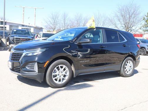 Mosaic Black Metallic 2023 Chevrolet Equinox 1LT