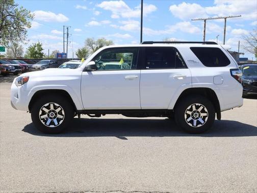 2024 Toyota 4Runner TRD Off Road