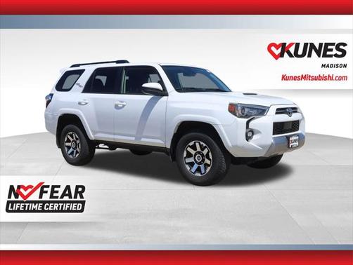 2024 Toyota 4Runner TRD Off Road