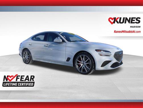 2025 Genesis G70 2.5T RWD