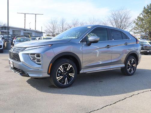 Mercury Gray Metallic 2026 Mitsubishi Eclipse Cross SEL