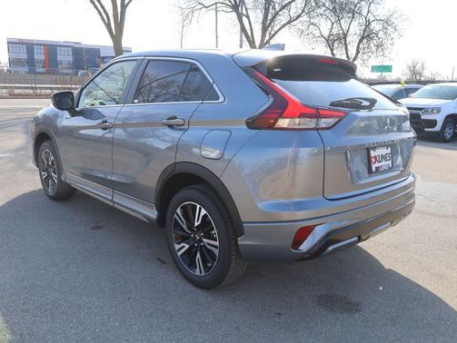 Mercury Gray Metallic 2026 Mitsubishi Eclipse Cross SEL