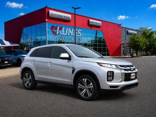 Alloy Silver Metallic 2026 Mitsubishi Outlander Sport 2.0 ES