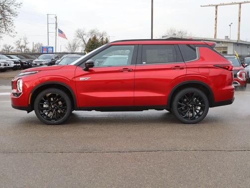 2025 Mitsubishi Outlander PHEV SEL