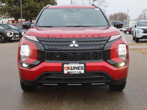 2025 Mitsubishi Outlander PHEV SEL