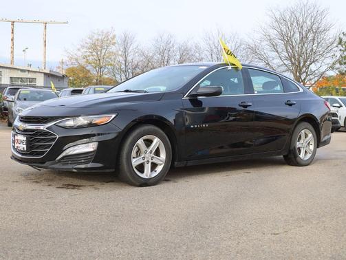 2022 Chevrolet Malibu FWD LT