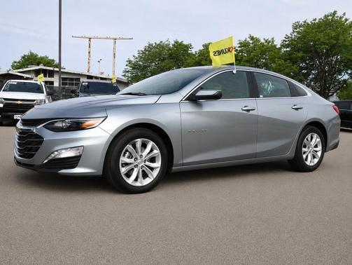 Sterling Gray Metallic 2025 Chevrolet Malibu FWD 1LT