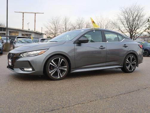 2020 Nissan Sentra SR