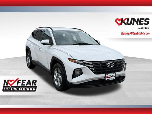 White Pearl 2024 Hyundai TUCSON SEL