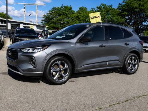 Gray Metallic 2024 Ford Escape ST-Line Select