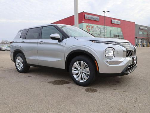 Alloy Silver Metallic 2026 Mitsubishi Outlander ES 1.5T S-AWC