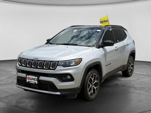 Silver Zynith Metallic Clearcoat 2025 Jeep Compass Limited