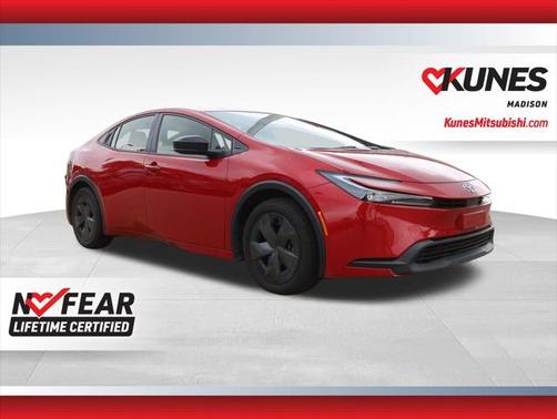 2024 Toyota Prius XLE