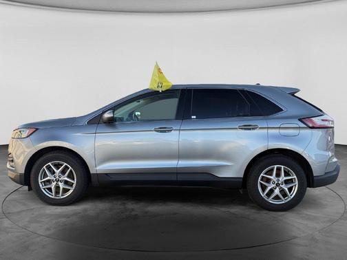 Iconic Silver Metallic 2024 Ford Edge SEL