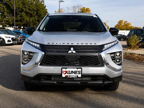 Alloy Silver Metallic 2026 Mitsubishi Eclipse Cross LE