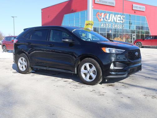 2023 Ford Edge ST