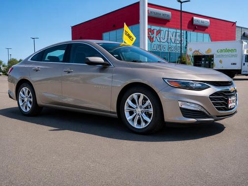 Mineral Gray Metallic 2023 Chevrolet Malibu FWD 1LT