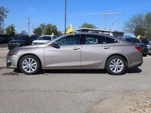 Mineral Gray Metallic 2023 Chevrolet Malibu FWD 1LT