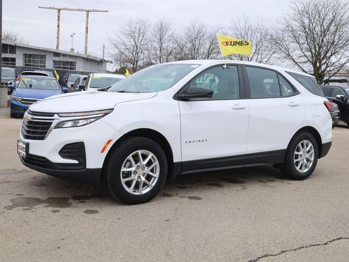 2023 Chevrolet Equinox LS