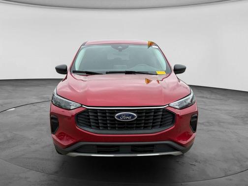 Rapid Red Metallic Tinted Clearcoat 2023 Ford Escape Active