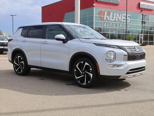 2023 Mitsubishi Outlander SE 2.5 2WD