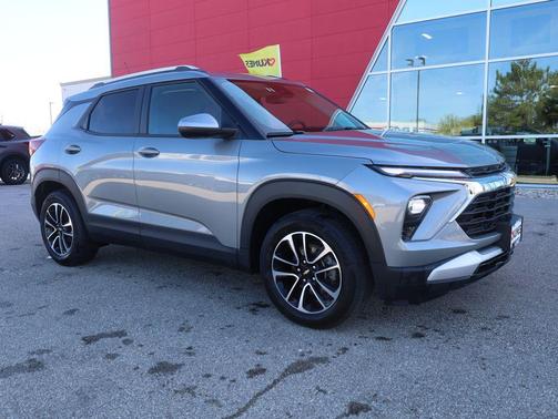 Sterling Gray Metallic 2025 Chevrolet Trailblazer LT