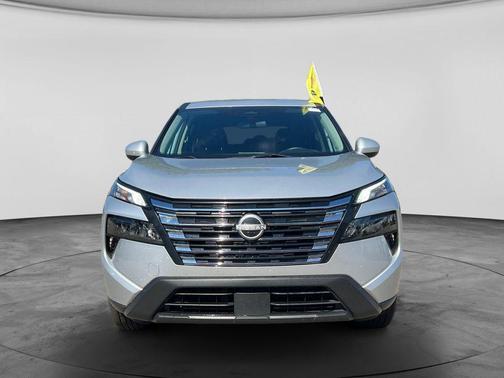 Brilliant Silver Metallic 2024 Nissan Rogue SV