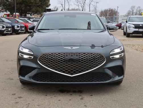 2023 Genesis G70 2.0T AWD