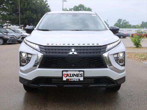 2024 Mitsubishi Eclipse Cross LE