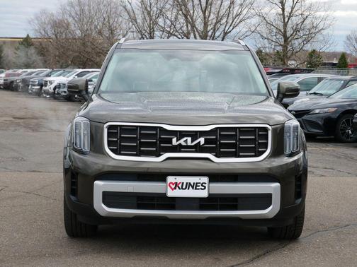 Dark Moss 2025 Kia Telluride S