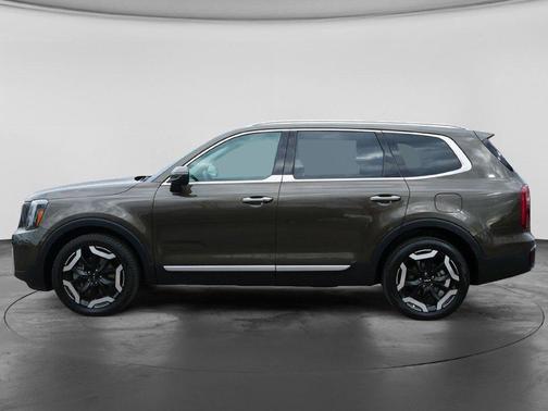 Dark Moss 2025 Kia Telluride S