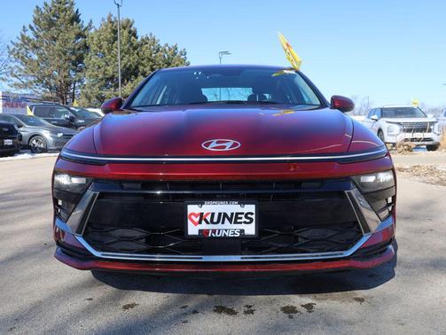 2025 Hyundai SONATA Hybrid SE