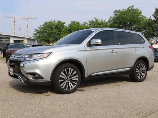2019 Mitsubishi Outlander SE