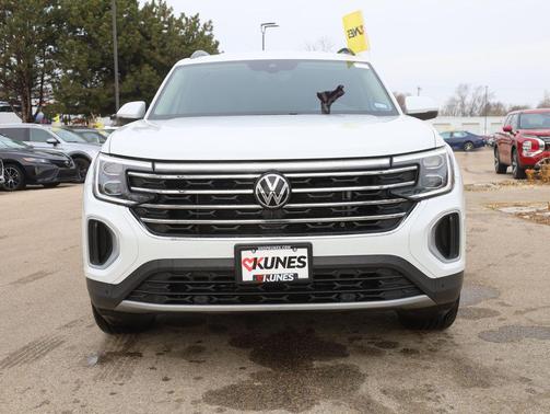 2024 Volkswagen Atlas 2.0T SE w/Technology 4MOTION