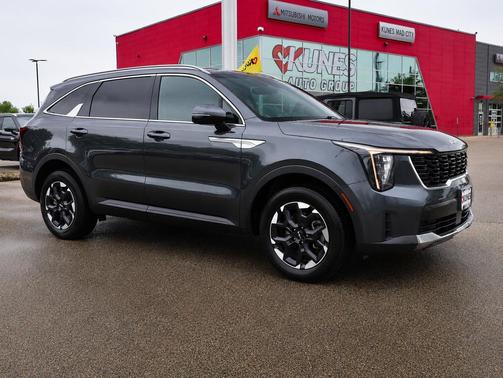 Gravity Grey 2024 Kia Sorento S