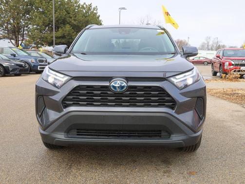 2024 Toyota RAV4 Hybrid LE