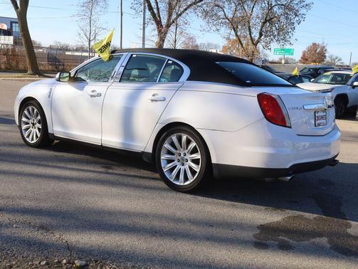 2010 Lincoln MKS Base