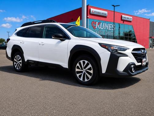 Crystal White Pearl 2025 Subaru Outback Premium