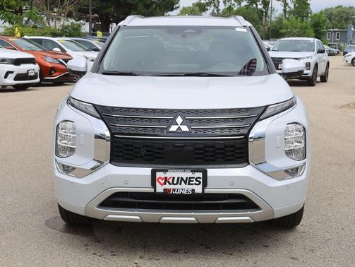 2025 Mitsubishi Outlander PHEV SEL