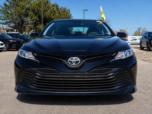 Midnight Black Metallic 2020 Toyota Camry LE