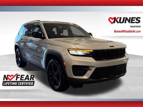Silver Zynith 2023 Jeep Grand Cherokee Altitude