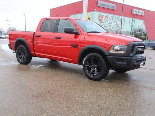 2024 RAM 1500 Classic Warlock Crew Cab 4x4 5'7' Box