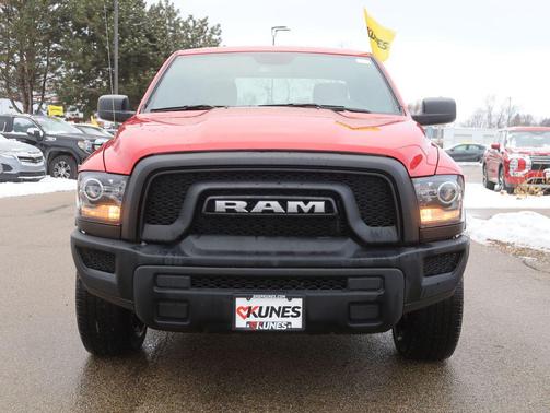 2024 RAM 1500 Classic Warlock Crew Cab 4x4 5'7' Box